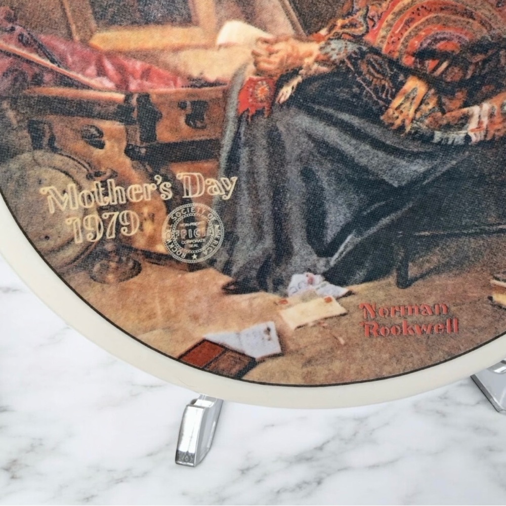 Norman Rockwell Mother's Day 1979 Plate - Picture 7 of 8
